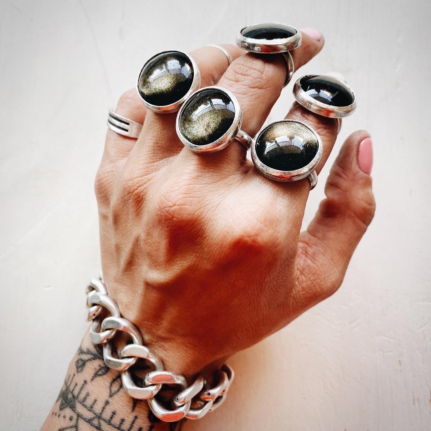 Anillos unidos con cadenas hot sale